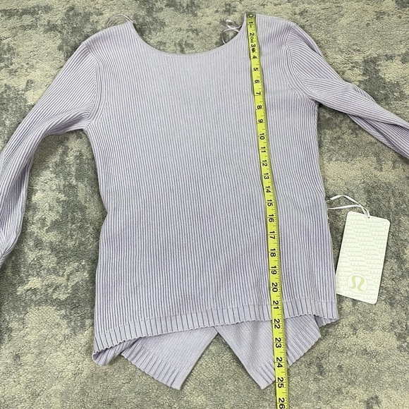 NWT Lululemon Wrap It Back Sweater Cashmere Blend Reversible Lavender Purple 8 - Picture 11 of 12